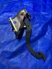 Педаль тормоза TOYOTA HILUX SURF RZN185 3RZFE 3 ракурс