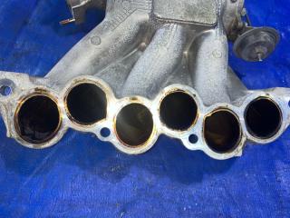 Коллектор впускной TOYOTA ESTIMA MCR40 1MZFE 5 ракурс