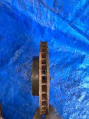 Тормозной диск левый передний NISSAN SERENA PC24, PNC24, RC24, TC24, TNC24, VC24, VNC24 QR20DE 3 ракурс