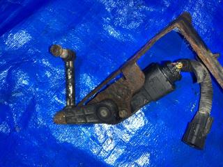 Датчик уровня кузова NISSAN PRESAGE TNU31 53812-8990A 2 ракурс