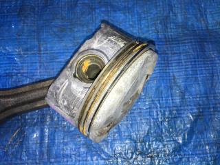 Поршень TOYOTA CROWN GRS183 3GRFSE 4 ракурс