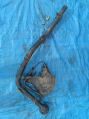 Горловина топливного бака NISSAN CARAVAN