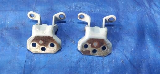 Петли 5-й двери TOYOTA RUSH J210E 2 ракурс
