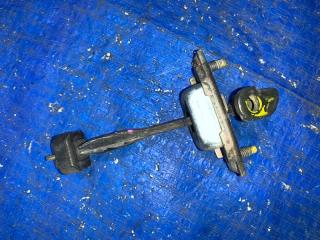 Ограничитель двери правый задний TOYOTA HILUX SURF KDN185 68630-35030 2 ракурс