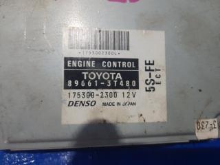 Блок efi TOYOTA CAMRY GRACIA SXV25 5SFE 89661-3T480 2 ракурс