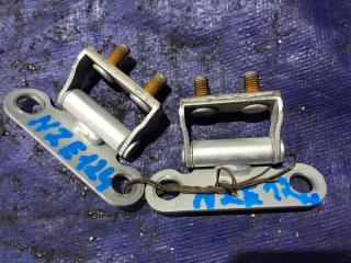 Петли 5-й двери TOYOTA COROLLA FIELDER