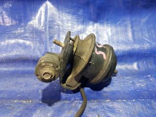 Подушка двигателя правая NISSAN STAGEA NM35 VQ25DD 11220-AF500 2 ракурс Подушка двигателя правая NISSAN STAGEA NM35 VQ25DD 11220-AF500 2 ракурс