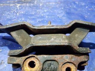Подушка акпп NISSAN TEANA J32 VQ25 11220jn01A 4 ракурс Подушка акпп NISSAN TEANA J32 VQ25 11220jn01A 4 ракурс