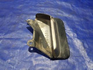 Брызговик правый задний TOYOTA GRAND HIACE KCH16 76625-26010 2 ракурс