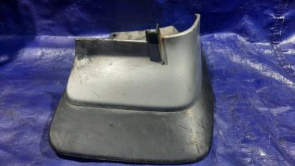 Брызговик правый задний NISSAN CARAVAN E25 78810-vw100 2 ракурс
