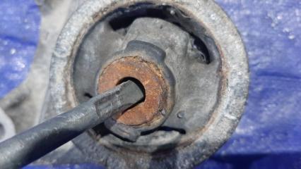 Подушка редуктора правая задняя TOYOTA BLADE AZE154 2AZFE 5 ракурс