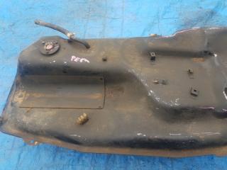 Бензобак MITSUBISHI DELICA PE8W 4M40 3 ракурс