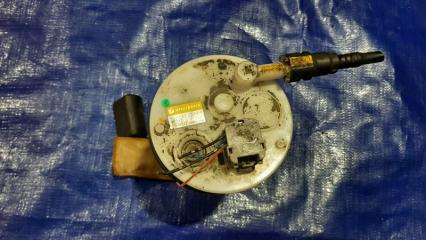 Топливный насос SUBARU STELLA RN2 EN07 42021KG010 3 ракурс