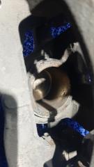Суппорт правый передний TOYOTA SPADE NCP145 4 ракурс