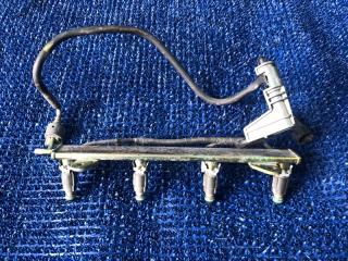 Топливная рейка NISSAN PRESAGE TNU31 QR25DE FBJC101 1 ракурс Топливная рейка NISSAN PRESAGE TNU31 QR25DE FBJC101 1 ракурс