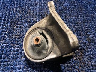 Подушка акпп NISSAN PRESAGE TNU31 QR25DE 2 ракурс Подушка акпп NISSAN PRESAGE TNU31 QR25DE 2 ракурс