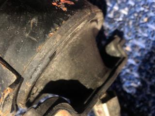 Подушка двигателя левая HONDA STEPWGN RF2 4 ракурс