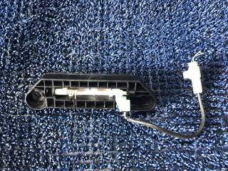 Ручка двери задней TOYOTA ALPHARD MNH15 2 ракурс Ручка двери задней TOYOTA ALPHARD MNH15 2 ракурс