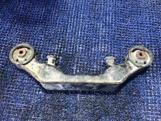 Подушка редуктора TOYOTA CALDINA ST215 3SFE 2 ракурс