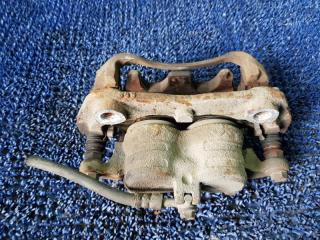 Суппорт правый передний NISSAN SERENA NC25 MR20DE 3 ракурс