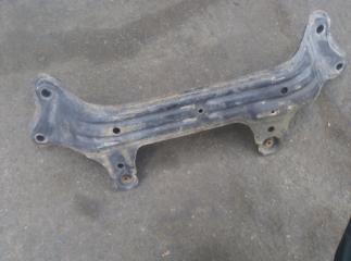 Балка под двс TOYOTA MARK II GX105 1GFE 3 ракурс