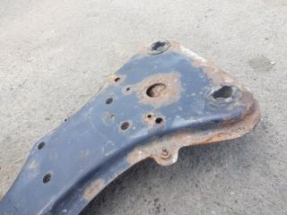 Балка под двс NISSAN SERENA TNC24 QR20DE 2 ракурс Балка под двс NISSAN SERENA TNC24 QR20DE 2 ракурс