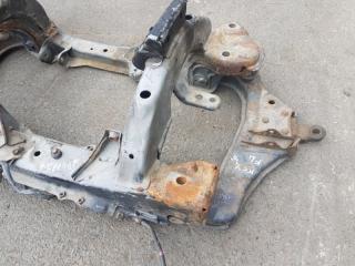 Балка под двс TOYOTA REGIUS KCH46 1KZT 2 ракурс