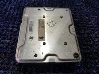 Блок управления abs TOYOTA HIACE KZH106 1KZTE 89541-26021 3 ракурс