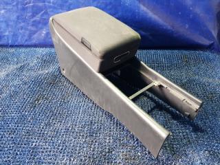 Бардачок между сиденьями NISSAN CEDRIC HY34 96911 AG000 2 ракурс