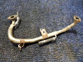 Трубка egr TOYOTA VOXY AZR65 1AZ 4 ракурс Трубка egr TOYOTA VOXY AZR65 1AZ 4 ракурс