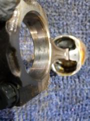 Поршень TOYOTA CROWN GRS181 4GR 5 ракурс