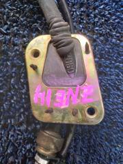 Тросик автомата TOYOTA WISH ZNE14 1ZZFE 33820-68010 2 ракурс