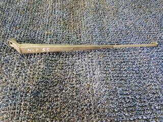 Поводок стеклоочистителя передний правый TOYOTA PROBOX