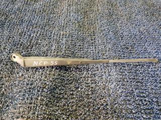 Поводок стеклоочистителя передний правый TOYOTA PROBOX