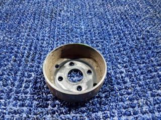 Шкив помпы TOYOTA NOAH AZR65 1AZFSE 4 ракурс
