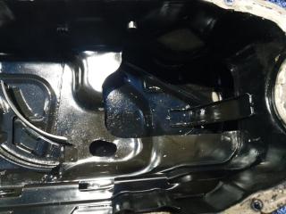 Поддон NISSAN LARGO VNW30 CD20T 2 ракурс