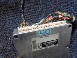 Блок efi TOYOTA VITZ NCP15 2NZFE 89661-52050 5 ракурс