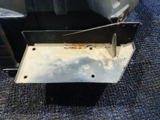 Подкрылок левый передний MITSUBISHI CANTER FG82EE 4M51 5 ракурс Подкрылок левый передний MITSUBISHI CANTER FG82EE 4M51 5 ракурс