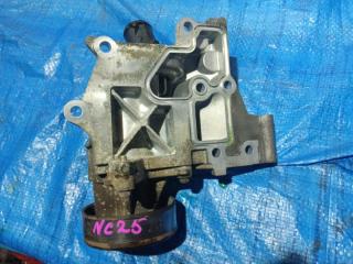 Помпа NISSAN SERENA NC25 MR20DE 3 ракурс Помпа NISSAN SERENA NC25 MR20DE 3 ракурс