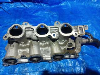 Коллектор впускной TOYOTA ESTIMA MCR40 1MZFE 3 ракурс Коллектор впускной TOYOTA ESTIMA MCR40 1MZFE 3 ракурс
