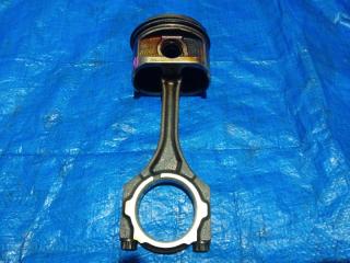 Поршень TOYOTA CROWN GRS180 4GRFSE 2 ракурс