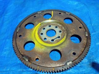 Маховик TOYOTA CROWN GRS181 4GRFSE 2 ракурс Маховик TOYOTA CROWN GRS181 4GRFSE 2 ракурс