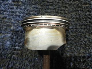 Поршень NISSAN ELGRAND APWE50 VQ35DE 4 ракурс