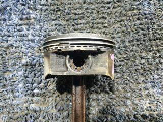 Поршень NISSAN ELGRAND APWE50 VQ35DE 3 ракурс