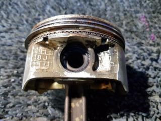 Поршень NISSAN TEANA PJ31 VQ35DE 3 ракурс