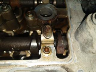 Головка блока цилиндров NISSAN SERENA CNC25 MR20DE 2 ракурс Головка блока цилиндров NISSAN SERENA CNC25 MR20DE 2 ракурс