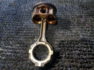 Поршень NISSAN ELGRAND NE51 VQ35DE 2 ракурс