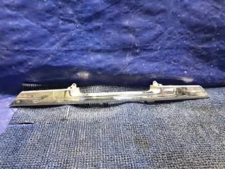 Накладка 5-й двери TOYOTA ALPHARD