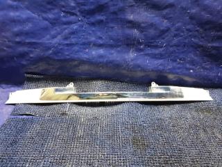 Накладка 5-й двери TOYOTA ALPHARD