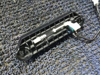 Ручка двери задней TOYOTA ALPHARD ANH15W 4 ракурс Ручка двери задней TOYOTA ALPHARD ANH15W 4 ракурс